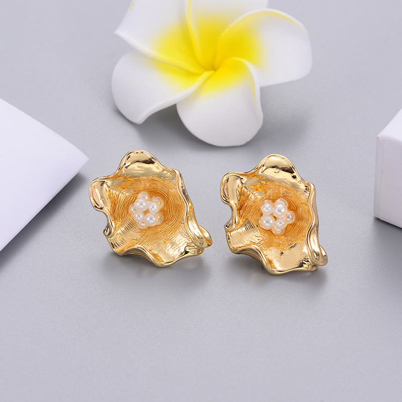 Trendy Flowery Pearl Geometric Earrings