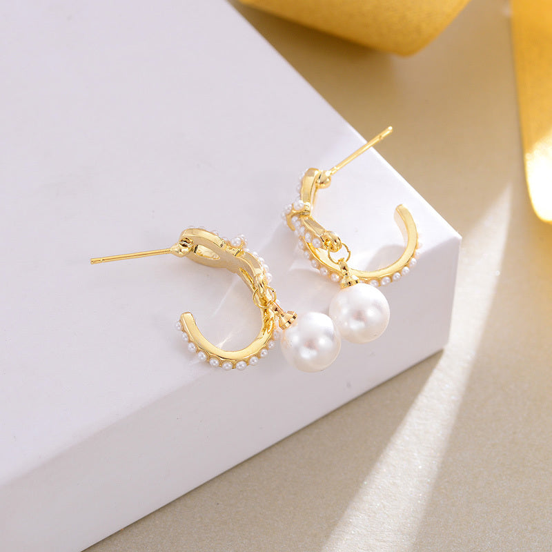 Pearly Gold Hoop Earrings