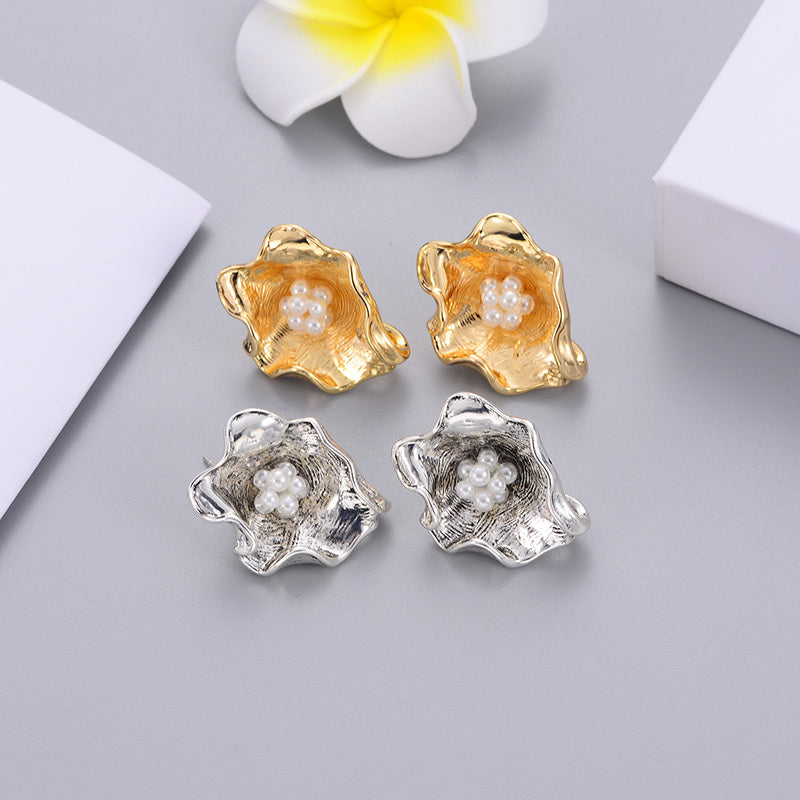 Trendy Flowery Pearl Geometric Earrings